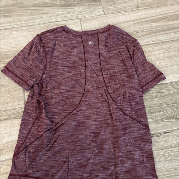 lululemon tshirt bundle - Picture 5 of 7
